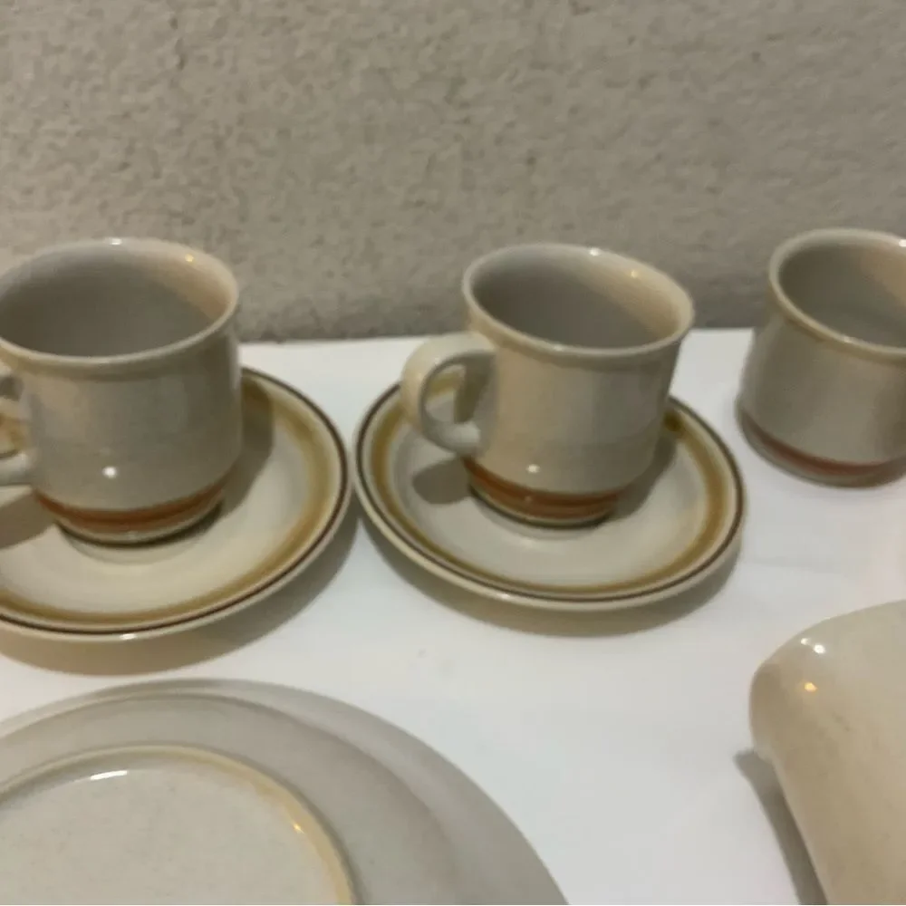 Vintage Japan Stoneware Set salad bowl creamer sugar bowl cups suacers G10